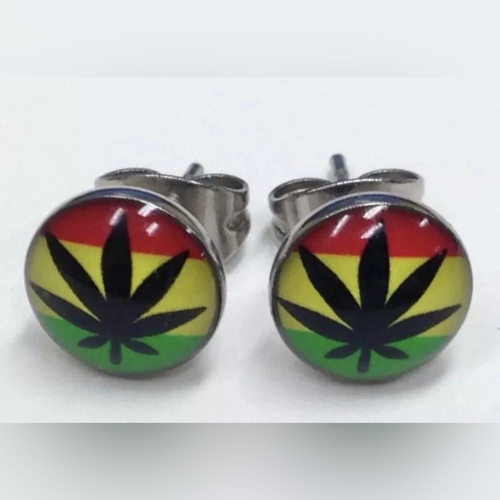 Rasta 7 Point Leaf Ear Studs, Unisex Earrings Surgical Steel Post